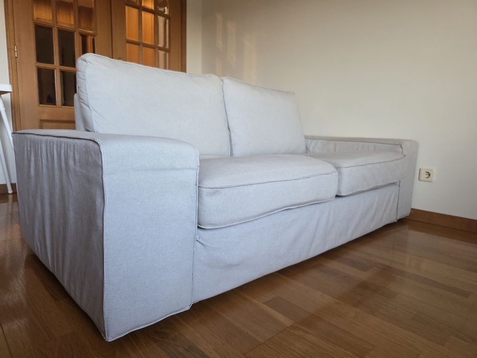 Sofa Ikea KIVIK 3 lugares