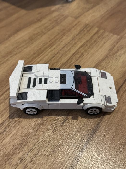 LEGO Speed Champions Lamborghini countach