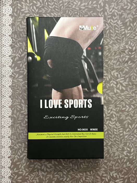 Наколінник бандаж із силіконовим кільцем MUTE 9024