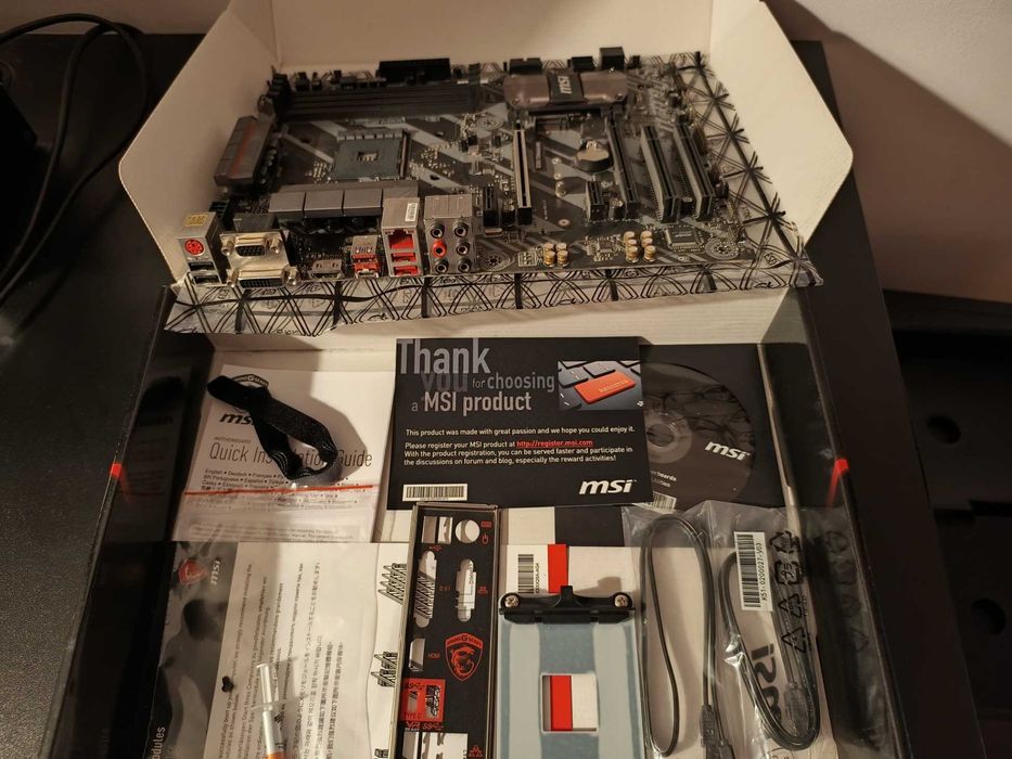 MSI B350 Tomahawk + AMD Ryzen 5 2600X + SilentiumPC Fortis 3 140mm