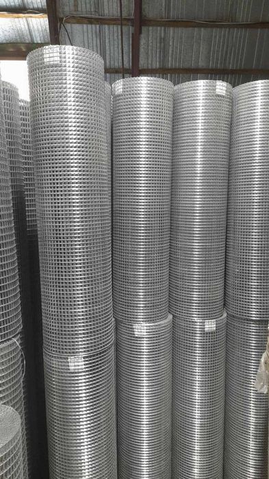 Рулонная сетка оцинкованная для клеток, ограждений, габионы