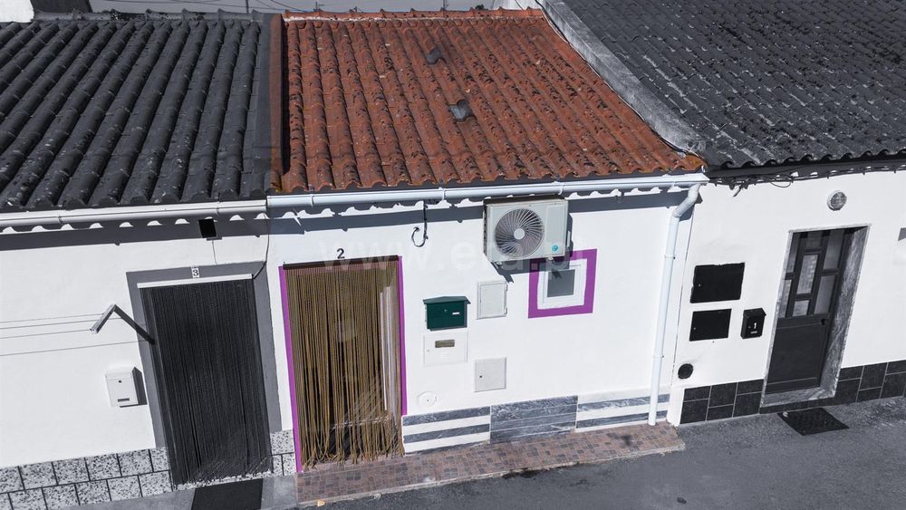 Moradia T1 Moderna, Totalmente Reconstruída, Canaviais