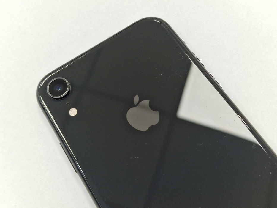 Iphone XR 64GB/ Black/ BAT 80%/ Grade A- + ładowarka/ Gwarancja