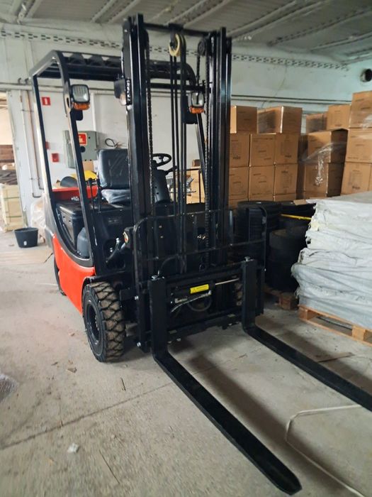 Nowy Wózek Widłowy Elektryczny MODEL CBD 15 2025