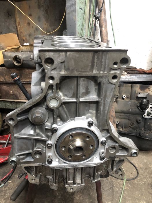 Мотор ЗРОБЛЕНИЙ 1.6i AKL APF VW Golf 4 Bora Octavia Гольф Бора Октавия