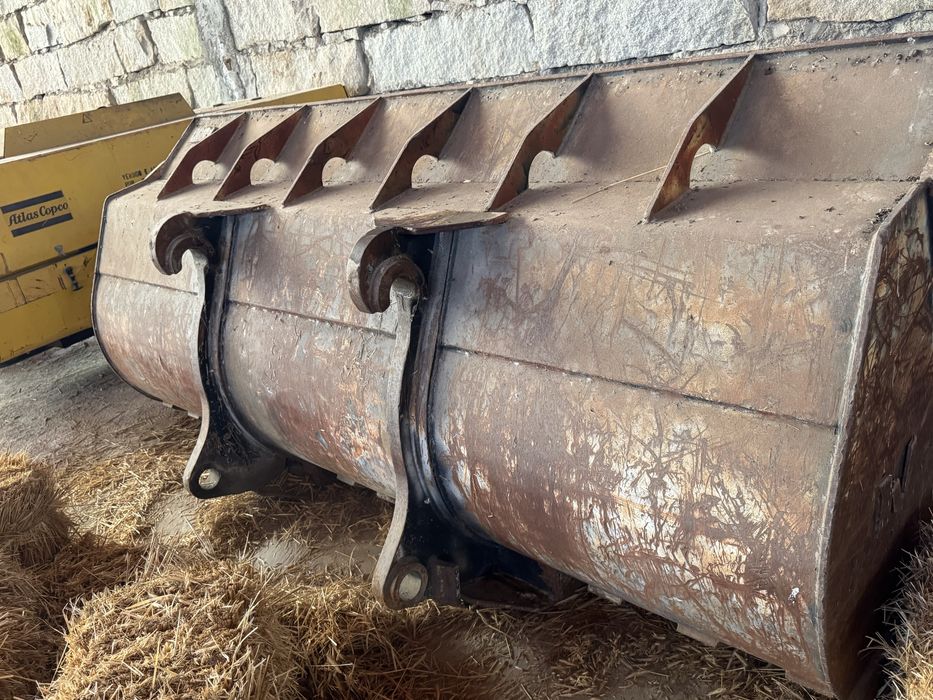 Balde Pá carregadora