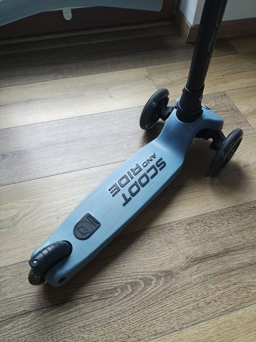 Hulajnoga Scoot and Ride Highwaykick 3 stan idealny LED