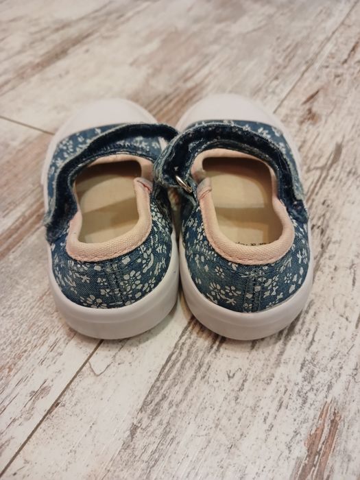 Мокасінки для дівчинки