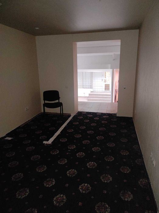 Комерційне приміщення