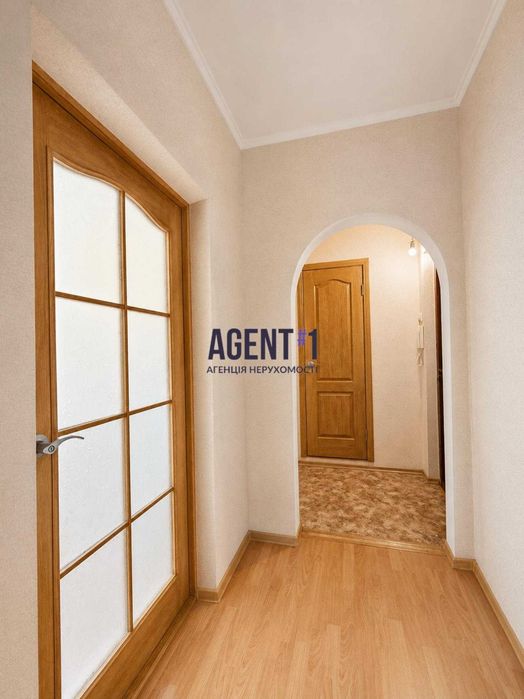 Продаж 1-кімнатної , 3 поверх, Масани. м. Чернігів. Чудовий стан будинку