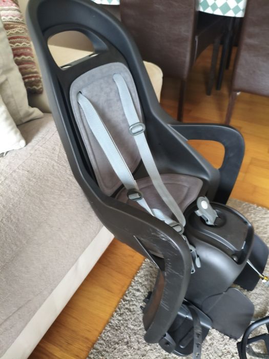 Cadeira e suporte bicicleta