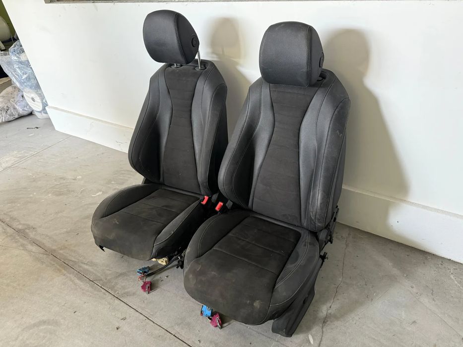 Bancos Frontais e Traseiros Mercedes W213 Ano 2020