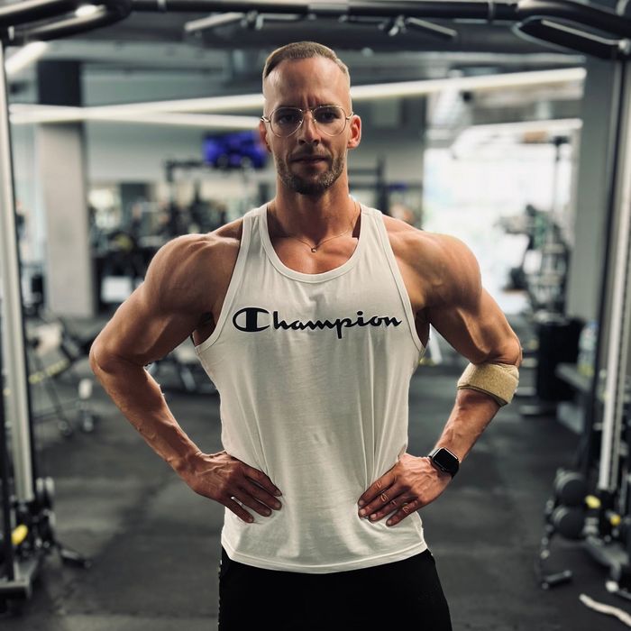 Trener Personalny Kraków, Prowadzenie Stacjonarne i Online