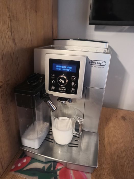 Ekspres do kawy DeLonghi Cappuccino po serwisie