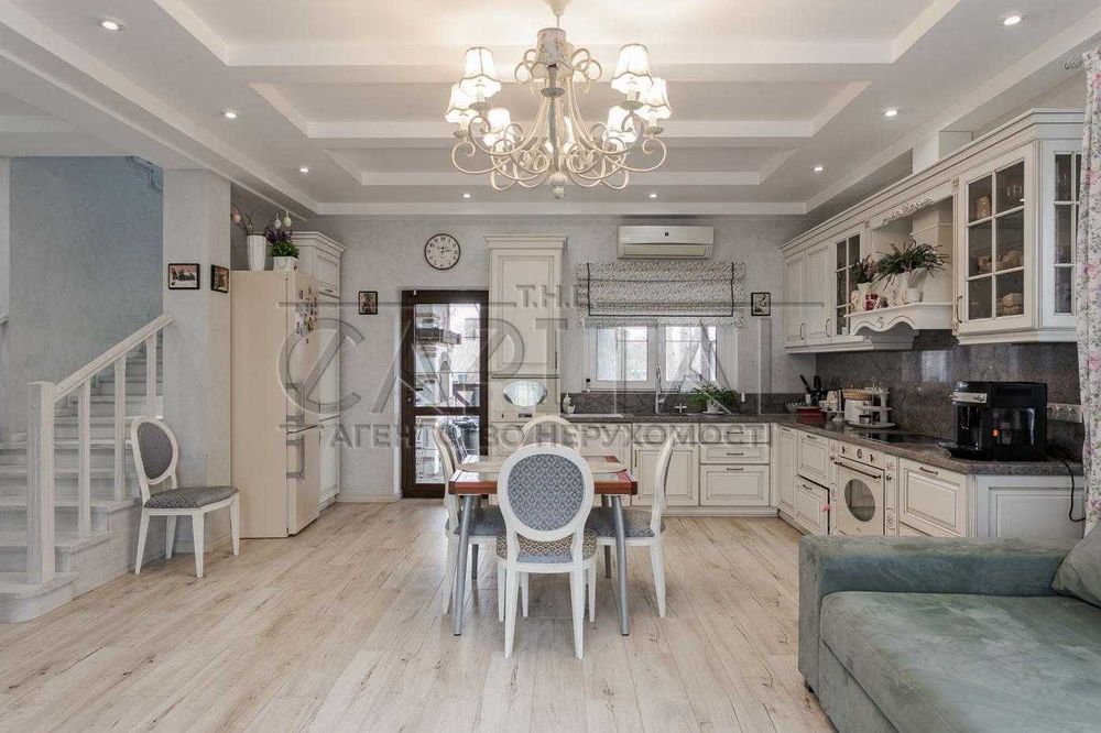 Продажа 3-этажного дома, с. Ворзель, Бучанский р-н