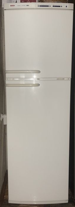 Холодильник Bosch ksu 32600 ie/07