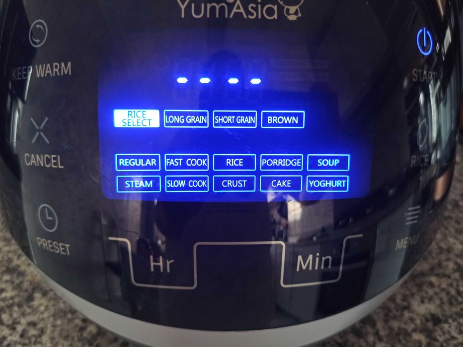 Sakura Ninja Rice Steam Cooker YUM-EN15/EN15W 1.5L Ceramic Bowl Excelente estado! Grande Oportunidade!