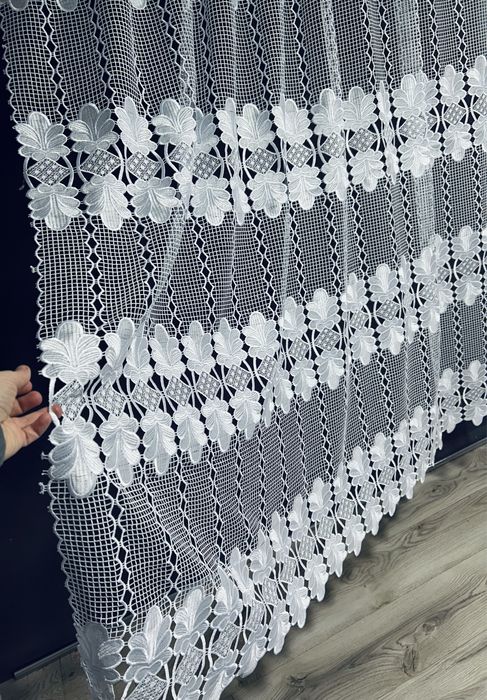 Gipiura na 1,6 na wąskę okno