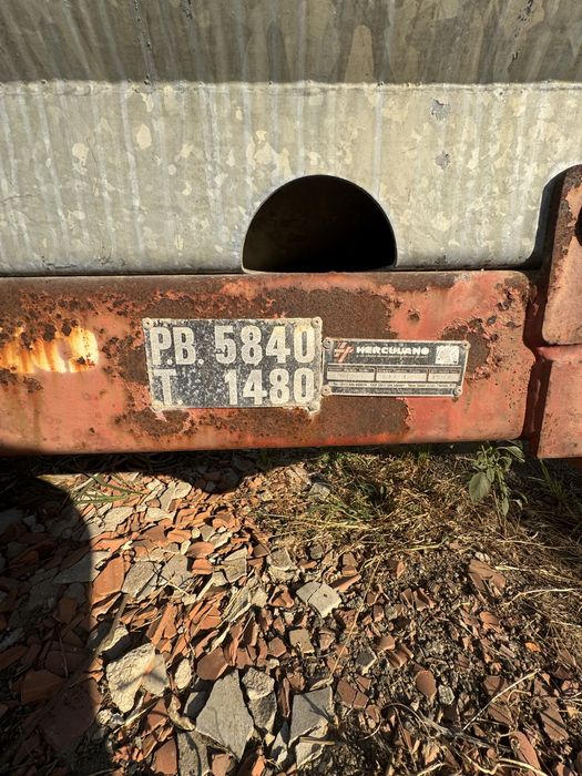 Cisterna Herculano 4000 com documentos