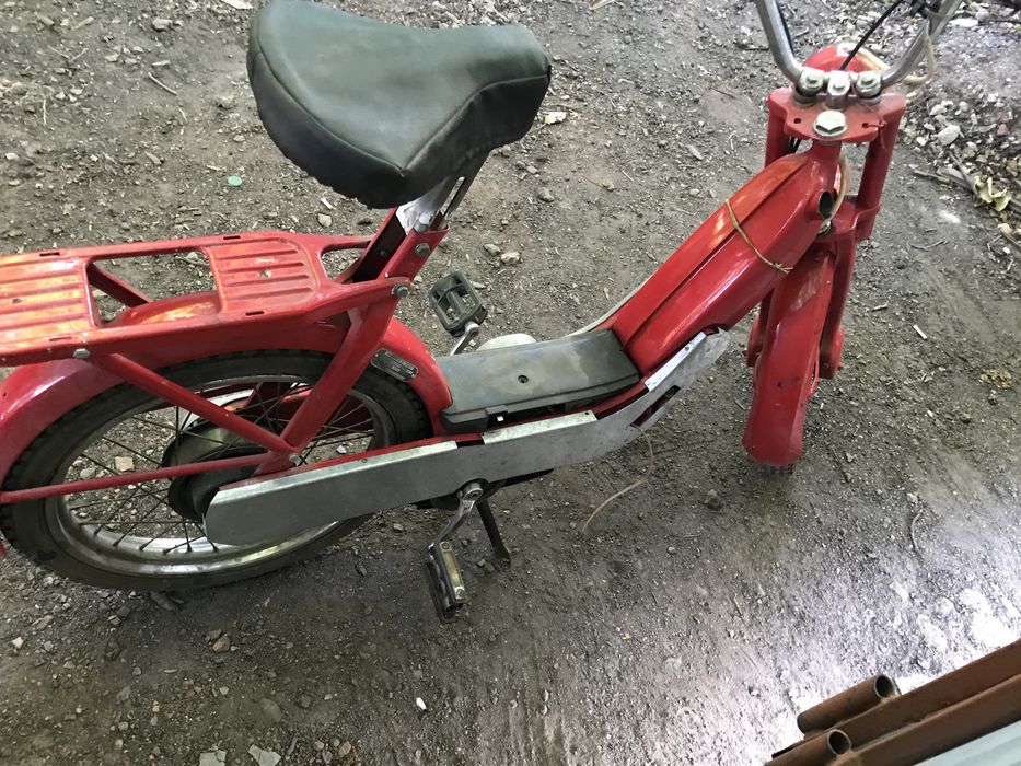 Piaggio мопед скутер