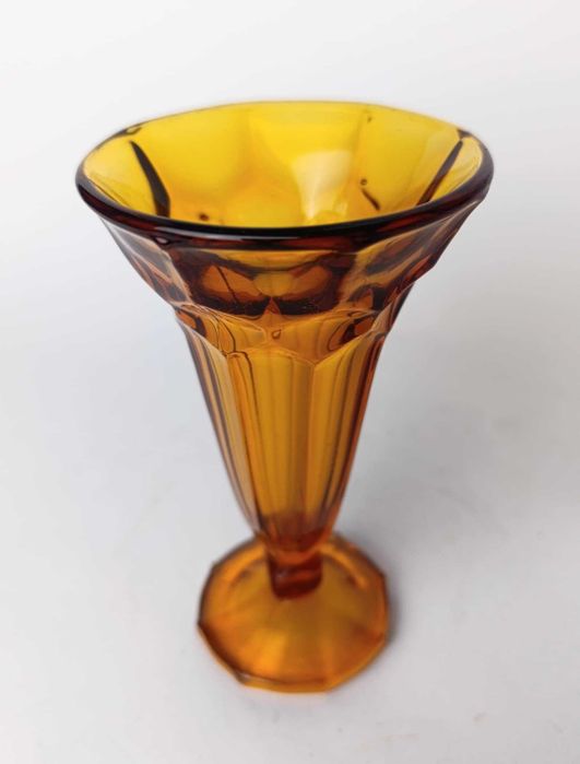 Bursztynowy wazon art deco - Huta Zawiercie