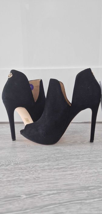 Buty  zamszowe Guess