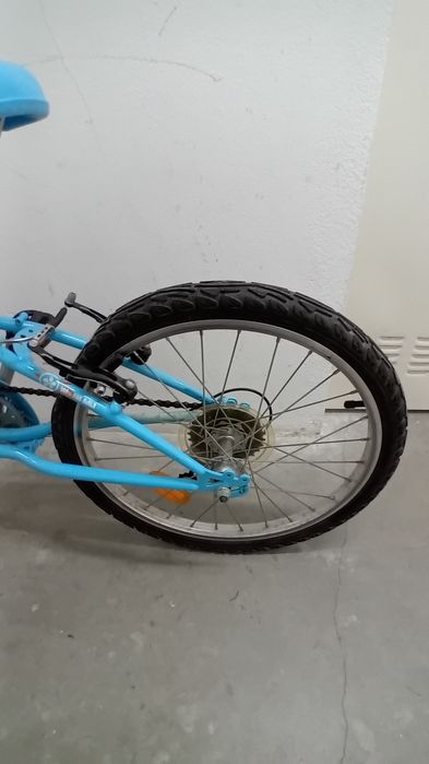 Bicicleta Btwin de criança