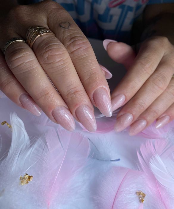 Stylizacja paznokci/ pedicure/ brwi