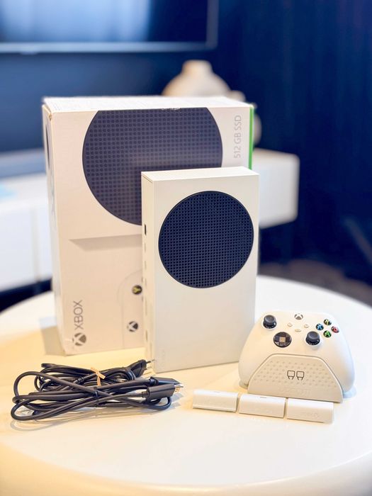 Konsola Microsoft Xbox Series S 512GB + Stacja dokująca Venom