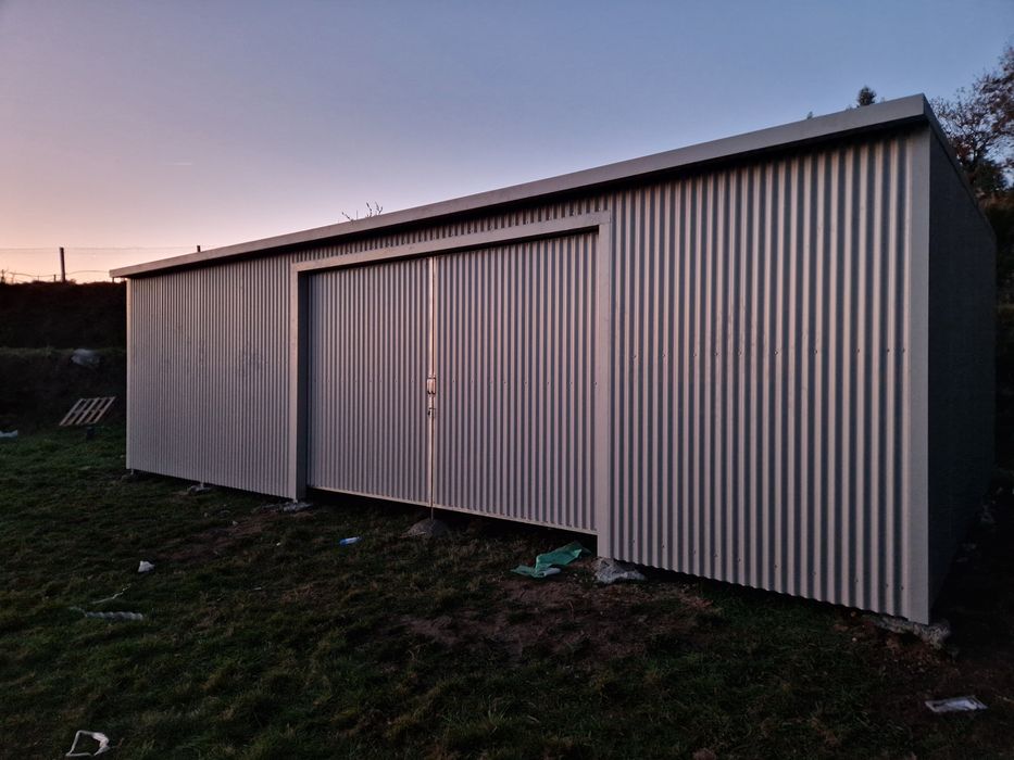 Armazens para arrumos e vacarias