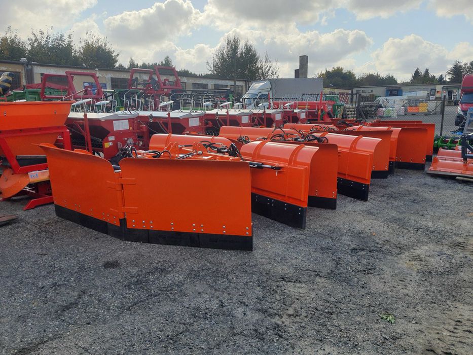 Pług do śniegu hydrauliczne sterowanie  2,5m