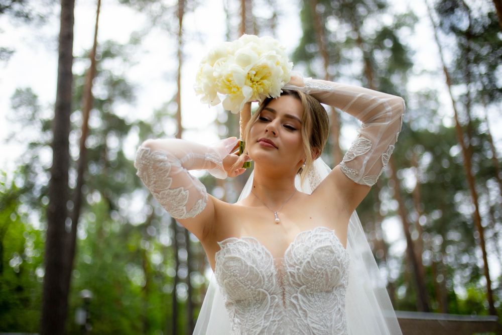 Весільна сукня зі зйомними рукавами/ корсетна весільна сукня