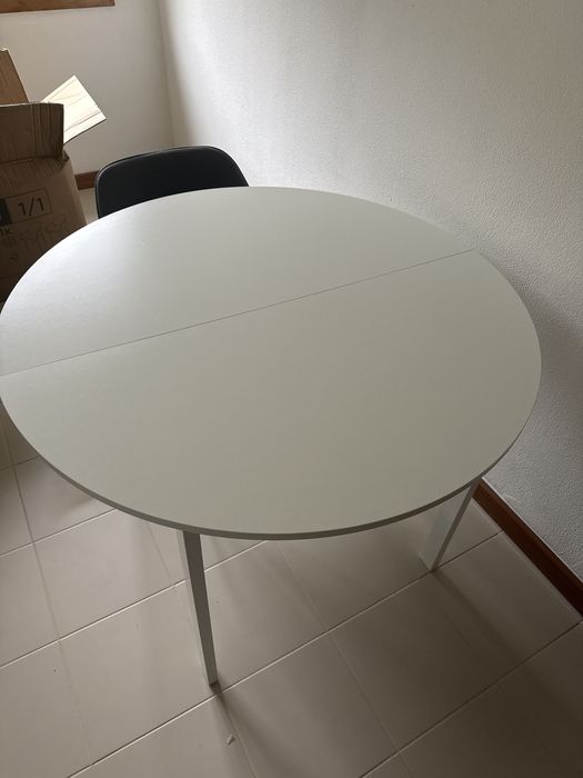 Vendo mesa nova so montei nada mais