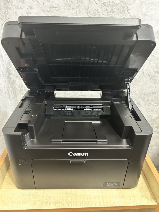 Принтер Canon сканер чорнобілий