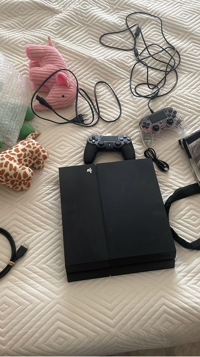 PS4 Desbloqueada – Como Nova - Jogos de Graça - Oportunidade Presente