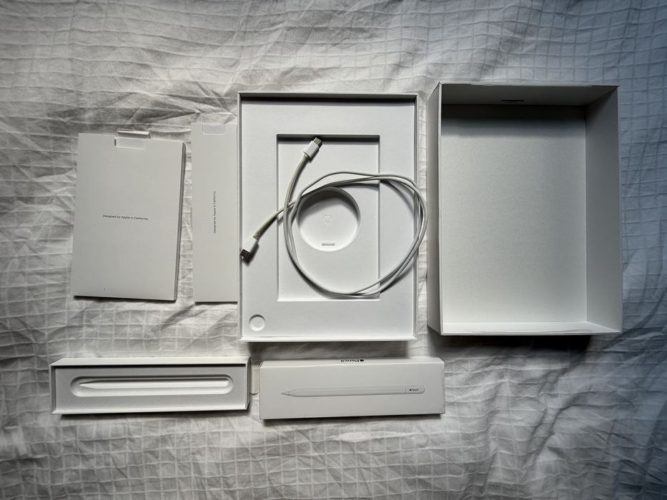 iPad Apple 10. generacji 64 GB + rysik + 2 etui | Stan idealny