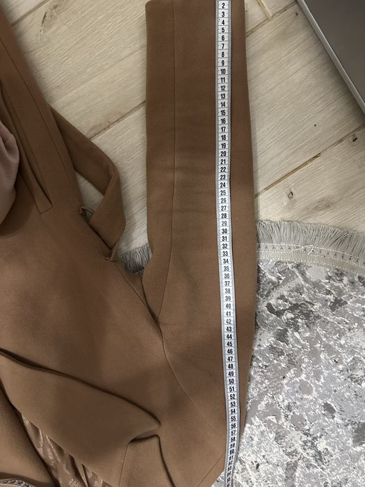 Пальто коричневе , кашемірове , стан нового , розмір s