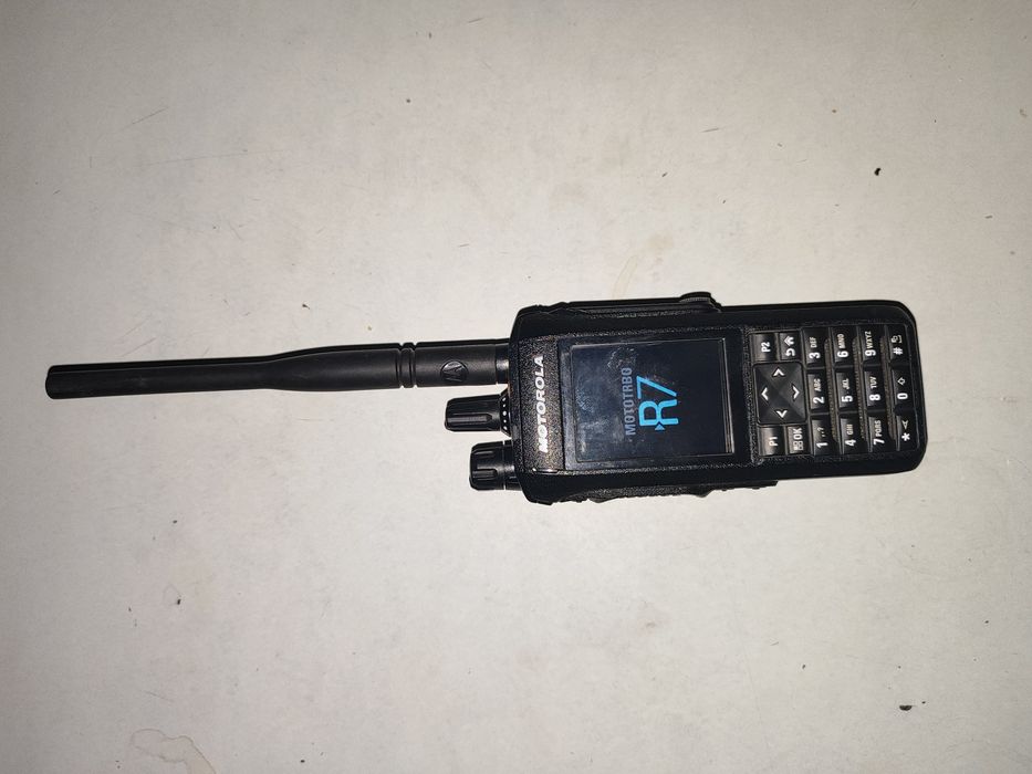Рация Motorola R7 vhf  с лицензией AES 256