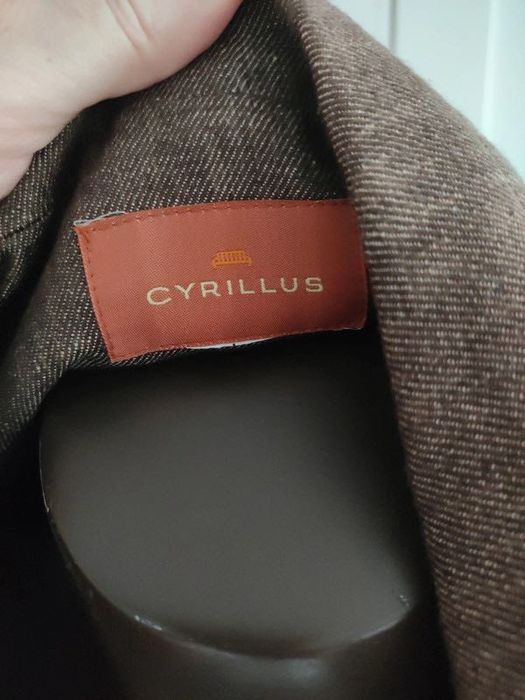 Piękny garnitur lniany