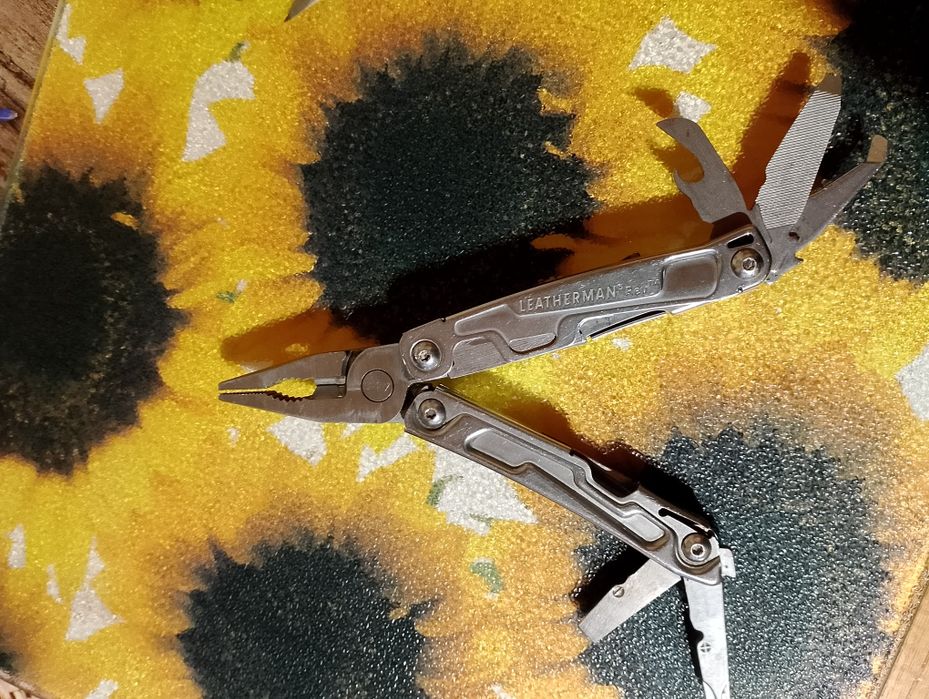 Multitool letherman rev