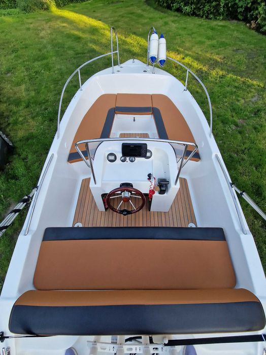 Motorówka Marion 450 Open  YAMAHA z przyczepką