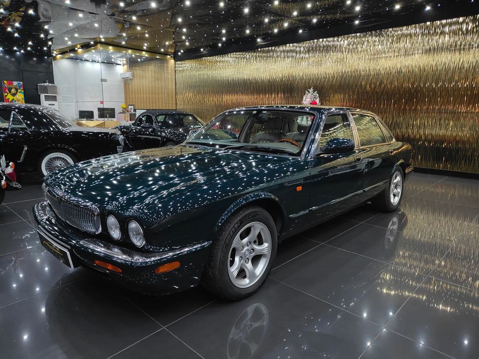 Jaguar XJ XJ8 3.2 Executive