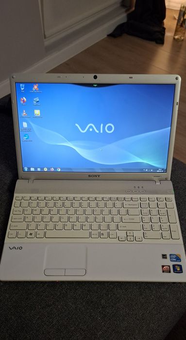 Sony Vaio VPCEB3M1E