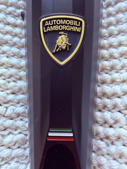 Продам професійну машинку для стрижки JRL Lamborghini