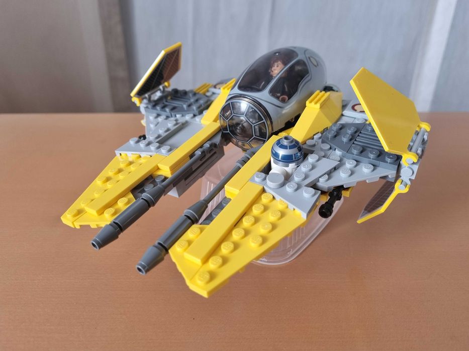 LEGO Star Wars 75281 Jedi Interceptor Anakina