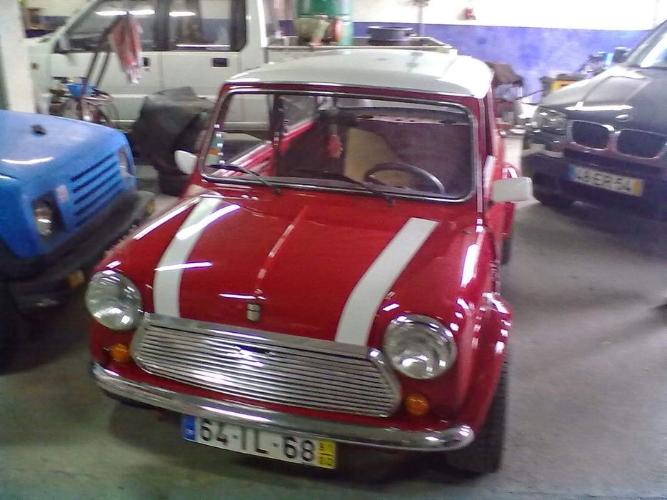 Mini 1000 Flame Red