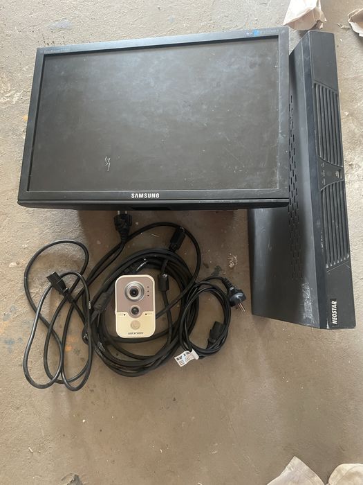 8 канальный регистратор Neostar с диском монитором и камерой