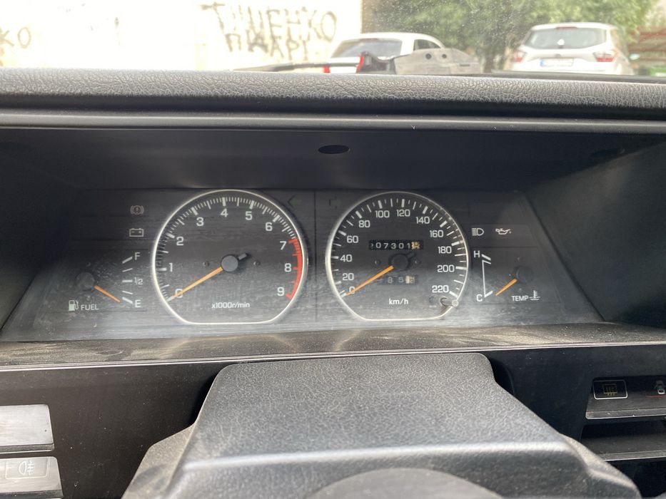 Nissan Sunny b12