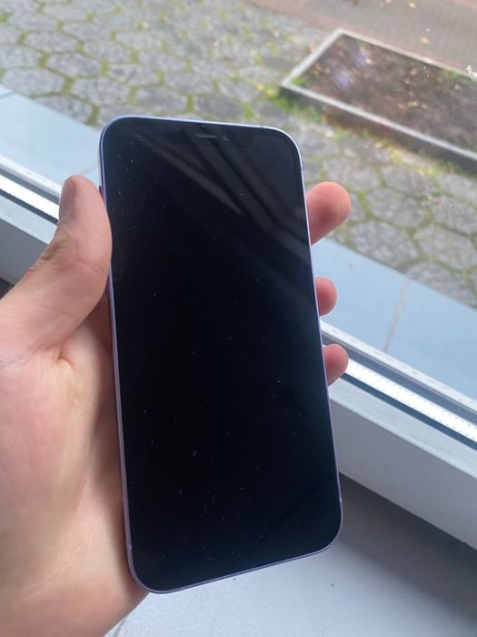 Продам  Iphone 12 Отличное Состояние