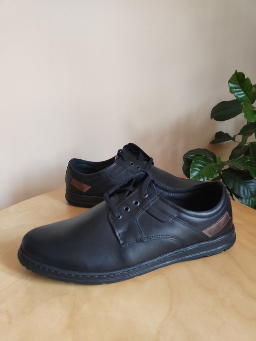 Półbuty męskie sznurowane r. 43